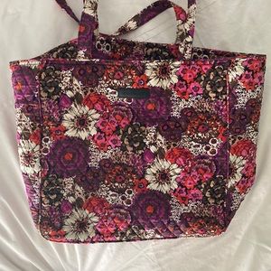 Vera Bradley Grand Tote 2.0 in Rosewood